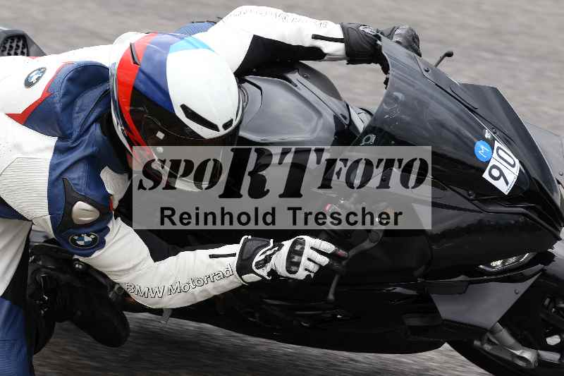 /40 05.08.2025 FREERIDE Training ADR/Gruppe M/90